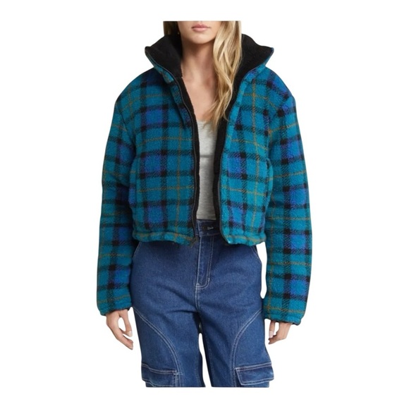 BP. Reversible Crop Faux Shearling Jacket in Blue Classic Tartan NWOT - Picture 1 of 10